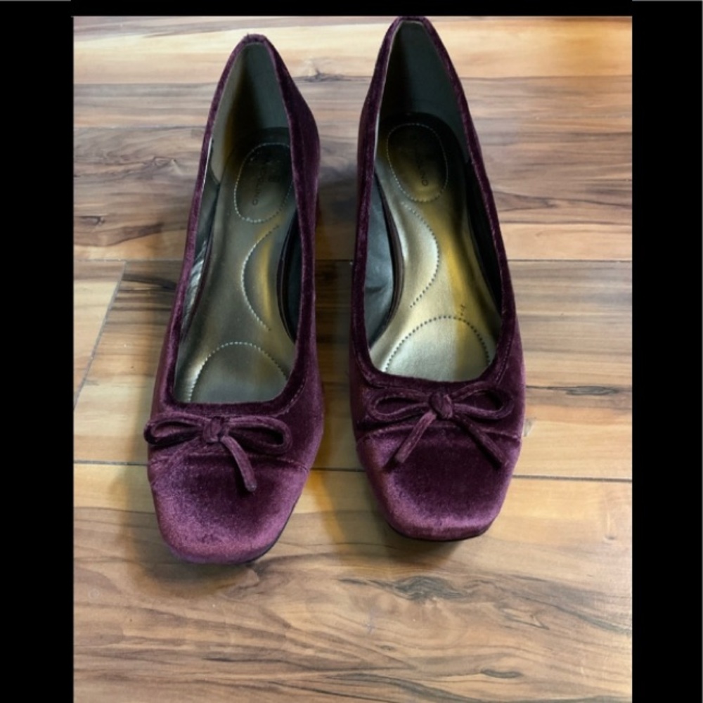 Bandolino Pumps, Size 8